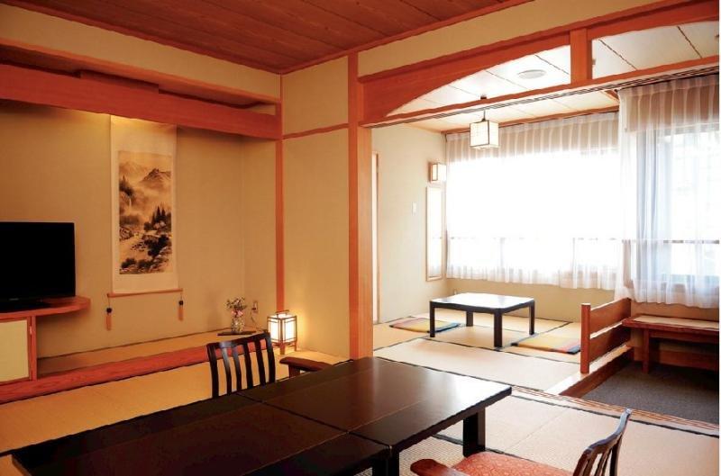 御宿惠 汤河原町 外观 照片
